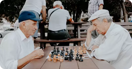 Спілкування літніх людей у будинку престарілих